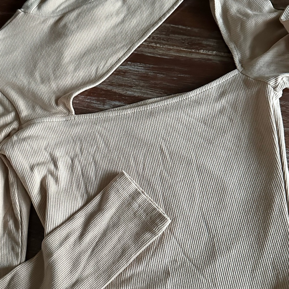 Tiger Mist Tan Asymmetrical Cut Out Top - Picture 5 of 5